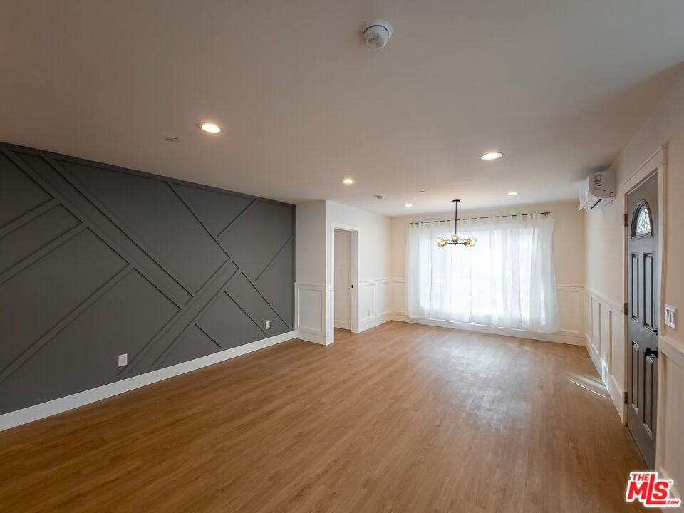94 S Vinedo Ave - Photo 4 of 8
