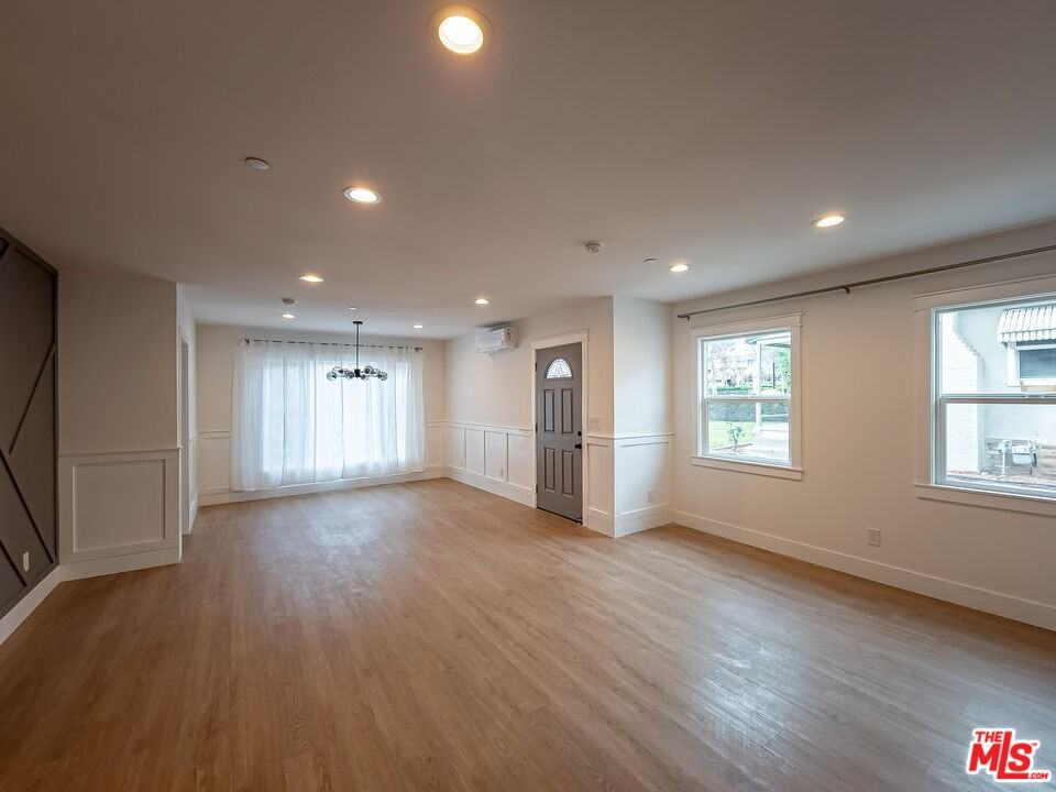 94 S Vinedo Ave - Photo 5 of 8