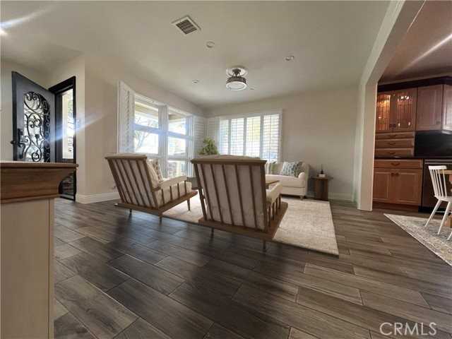 8917 Krueger St - Photo 5 of 8