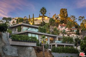 featured image of 1413 Queens Rd