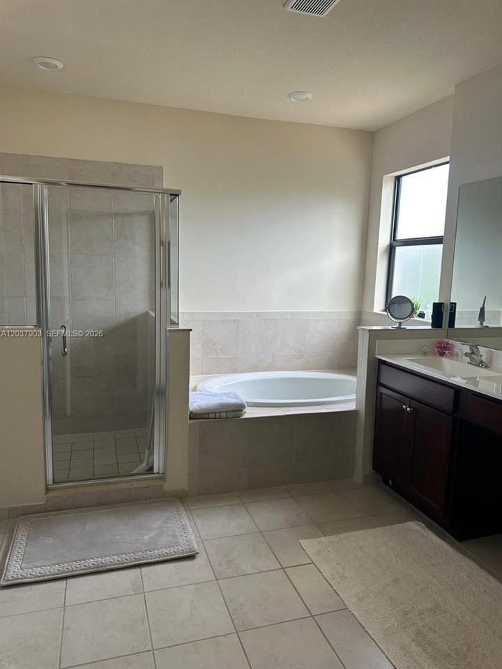 11770 Sw 242nd Ter - Photo 7 of 8