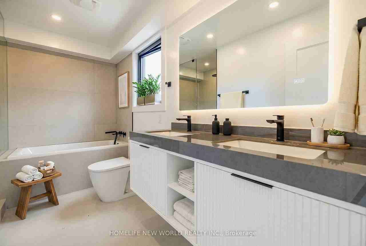 679 Gladstone Avenue - Photo 5 of 12