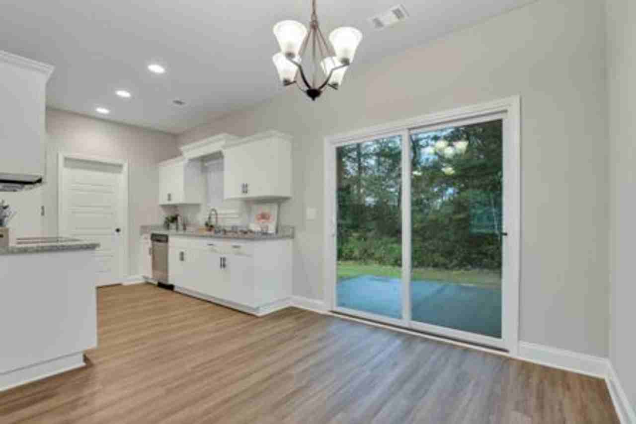 135B Smithfield Dr - Photo 3 of 37