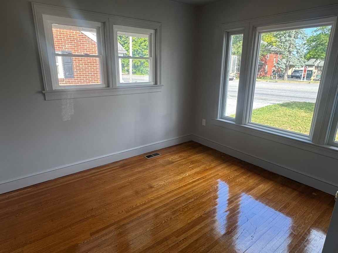 4100 W Market St #1 - Photo 7 of 15