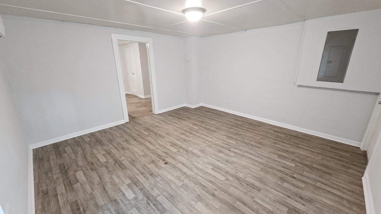 236 Berkley St Se #B - Photo 5 of 14