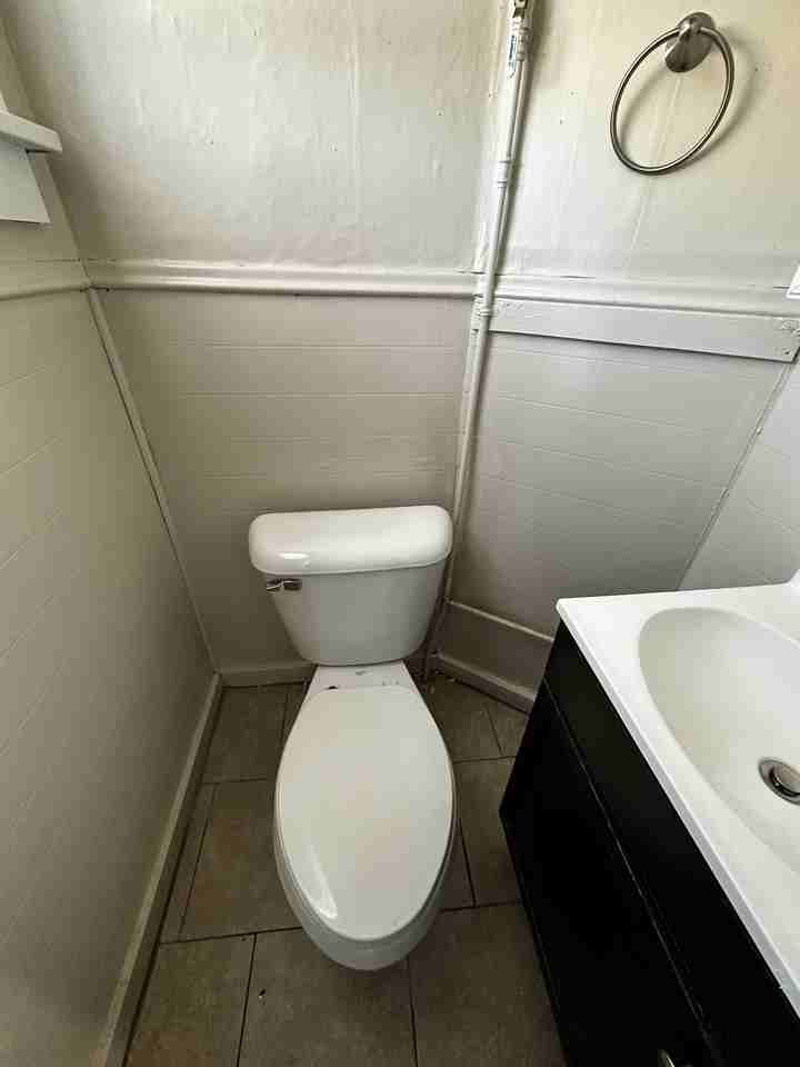2403 Stafford St #1 - Photo 3 of 9