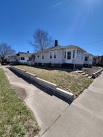 featured image of 402 S Mcclun St