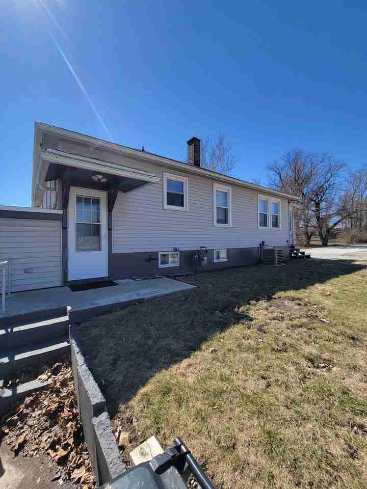 402 S Mcclun St - Photo 2 of 24