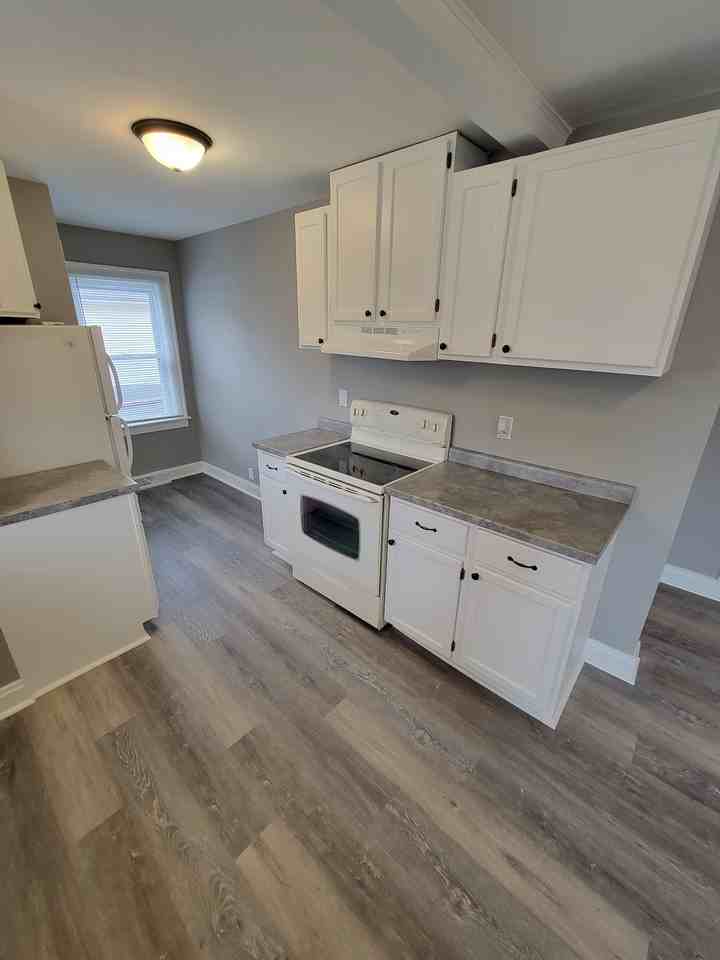 402 S Mcclun St - Photo 6 of 24