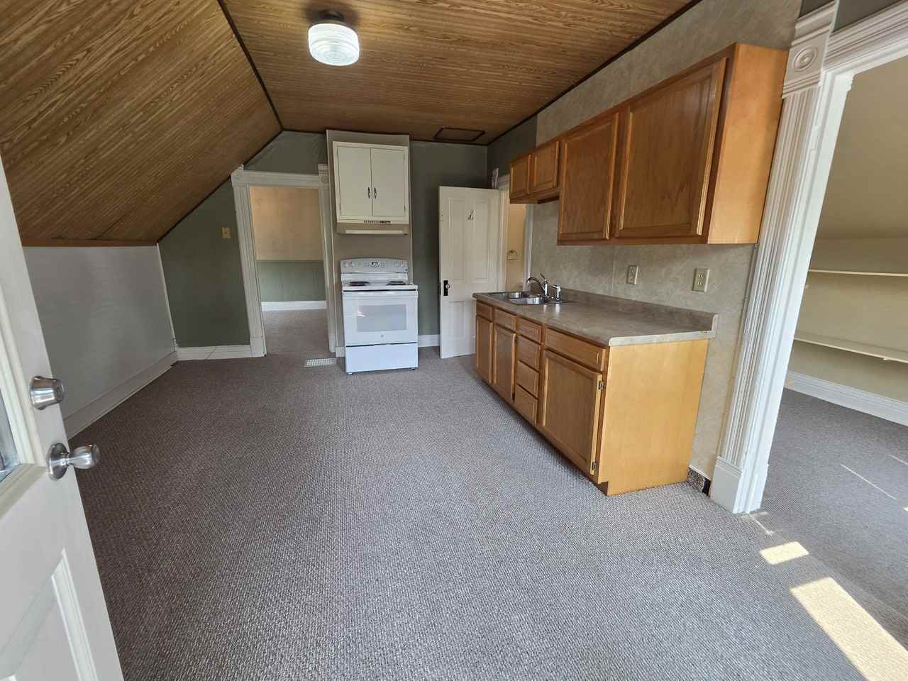 306 N State St #2 - Photo 2 of 15