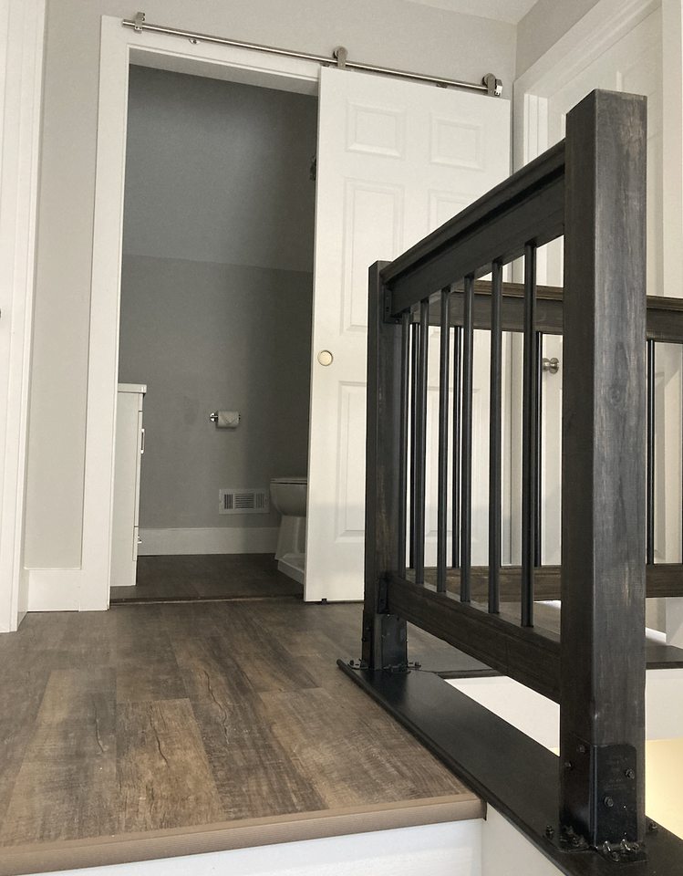 1229 Sorin St - Photo 6 of 9