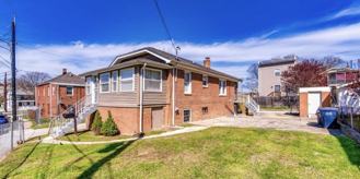 609 49th Pl Ne #WHOLE - Photo 1 of 1
