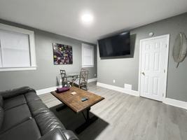 featured image of 817 Ferdinand Ave Sw #3
