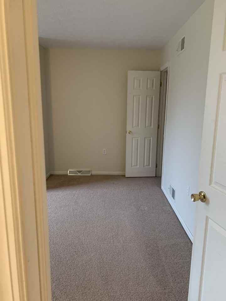 287 Hopwood Fairchance Rd #D - Photo 4 of 11