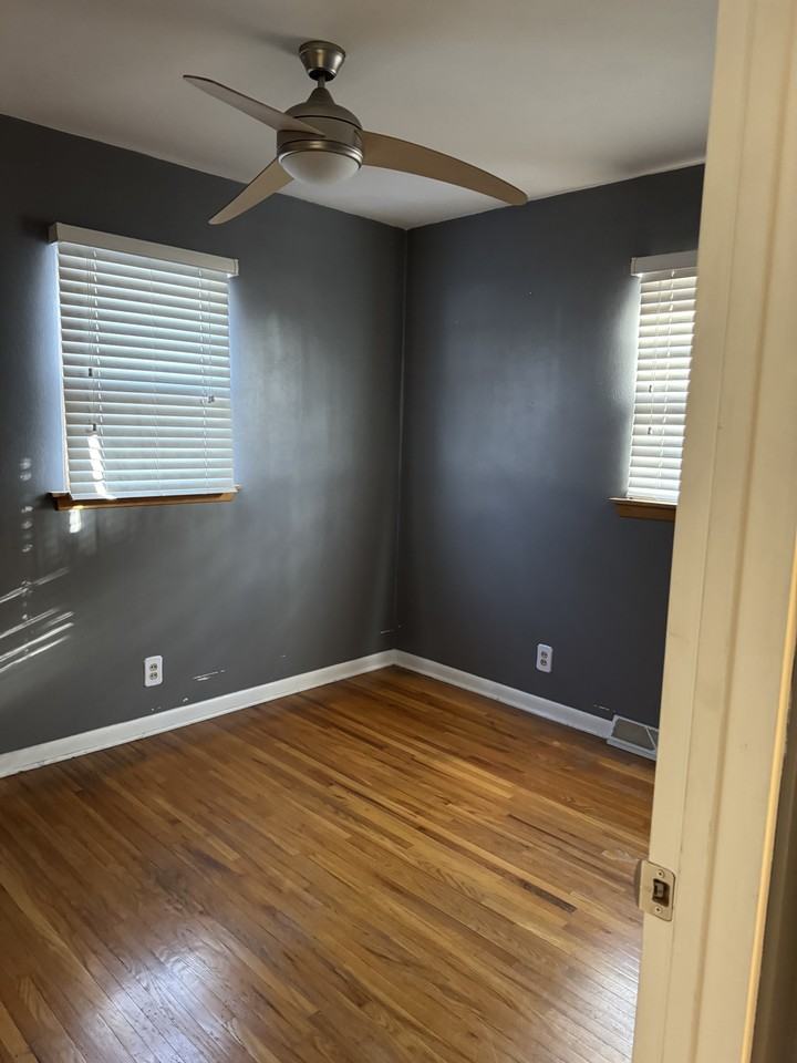2223 Falls Ave - Photo 2 of 12