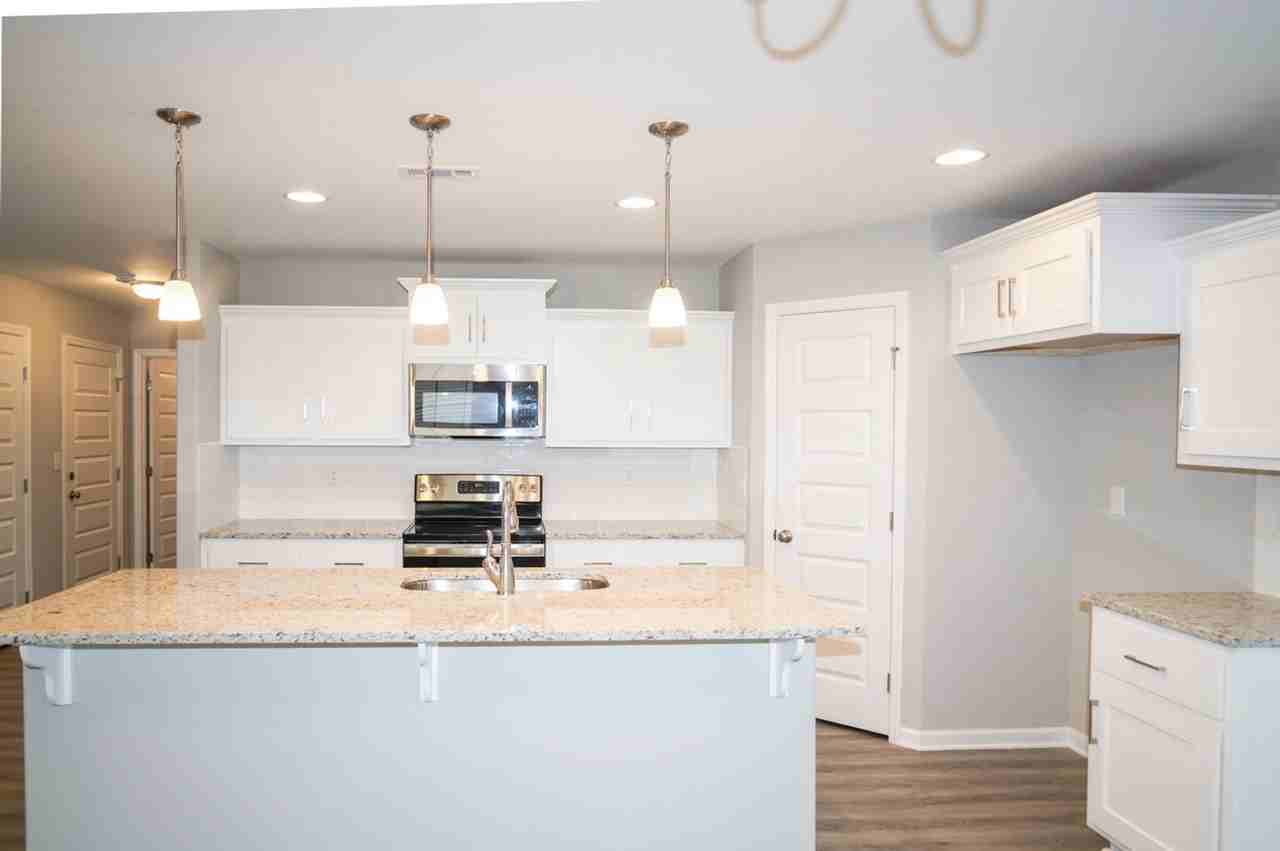130 Wilcot Rd - Photo 7 of 27