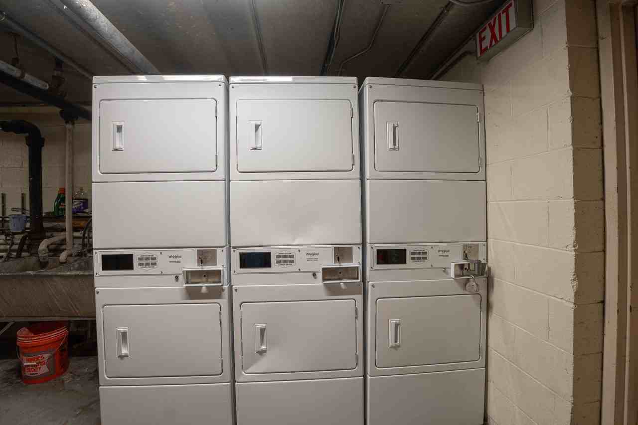 3055 N Oakland Ave - Photo 6 of 7