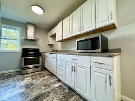 518 W 5th St - Photo 1 of 1