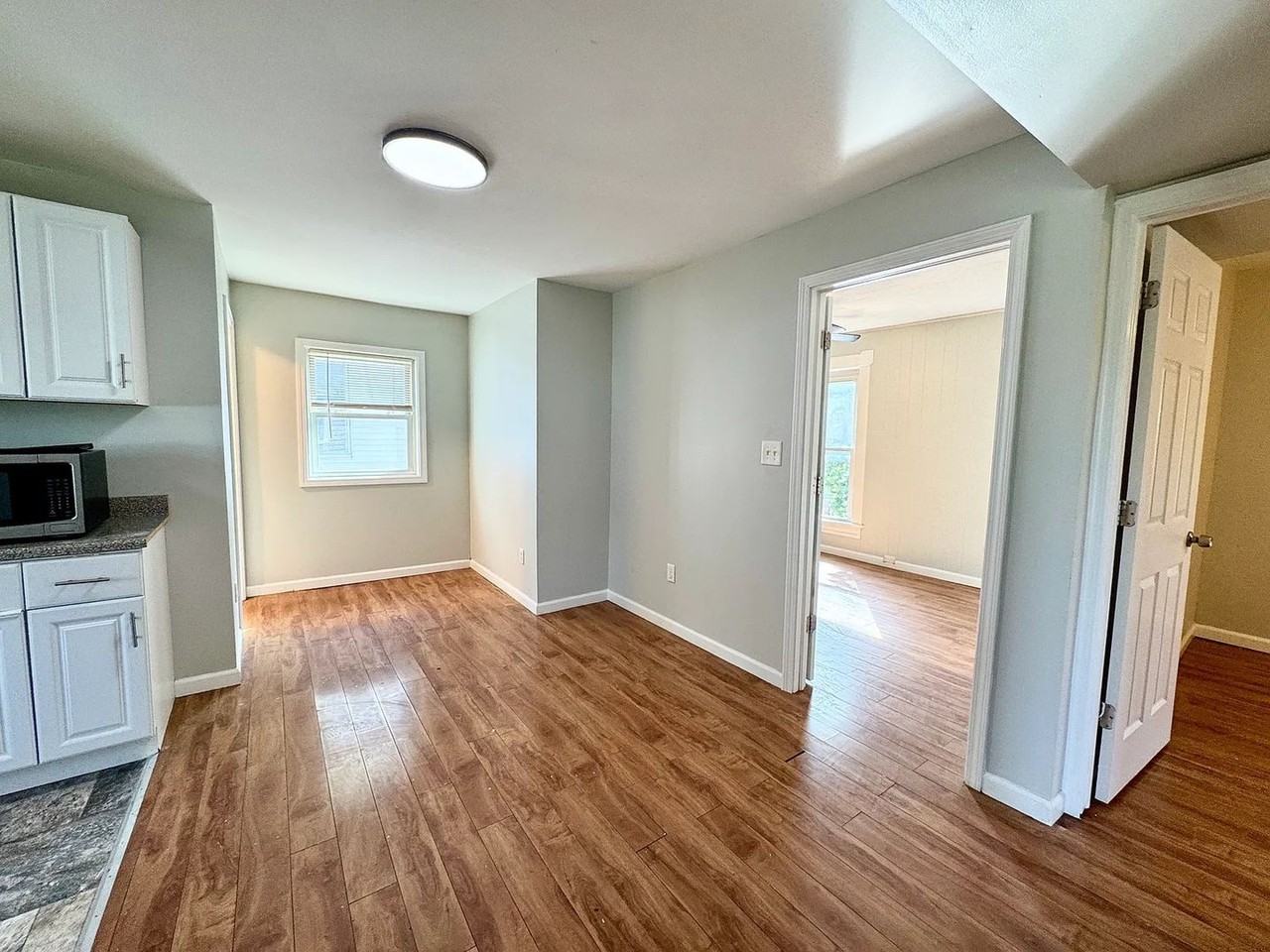 518 W 5th St - Photo 3 of 16