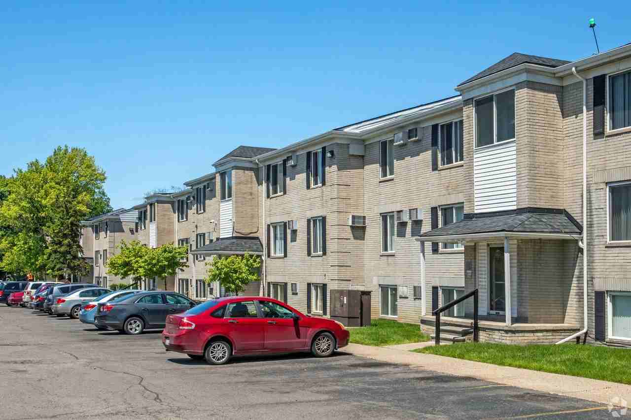 12611 Memorial St - Photo 5 of 16