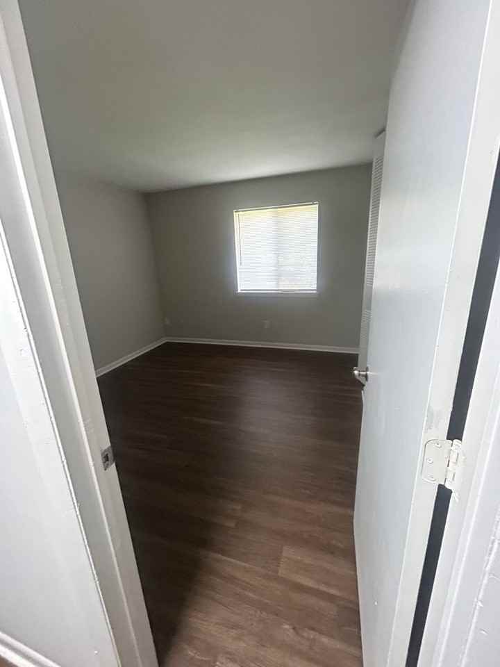 306 Orchard Trace Ln #4 - Photo 5 of 8