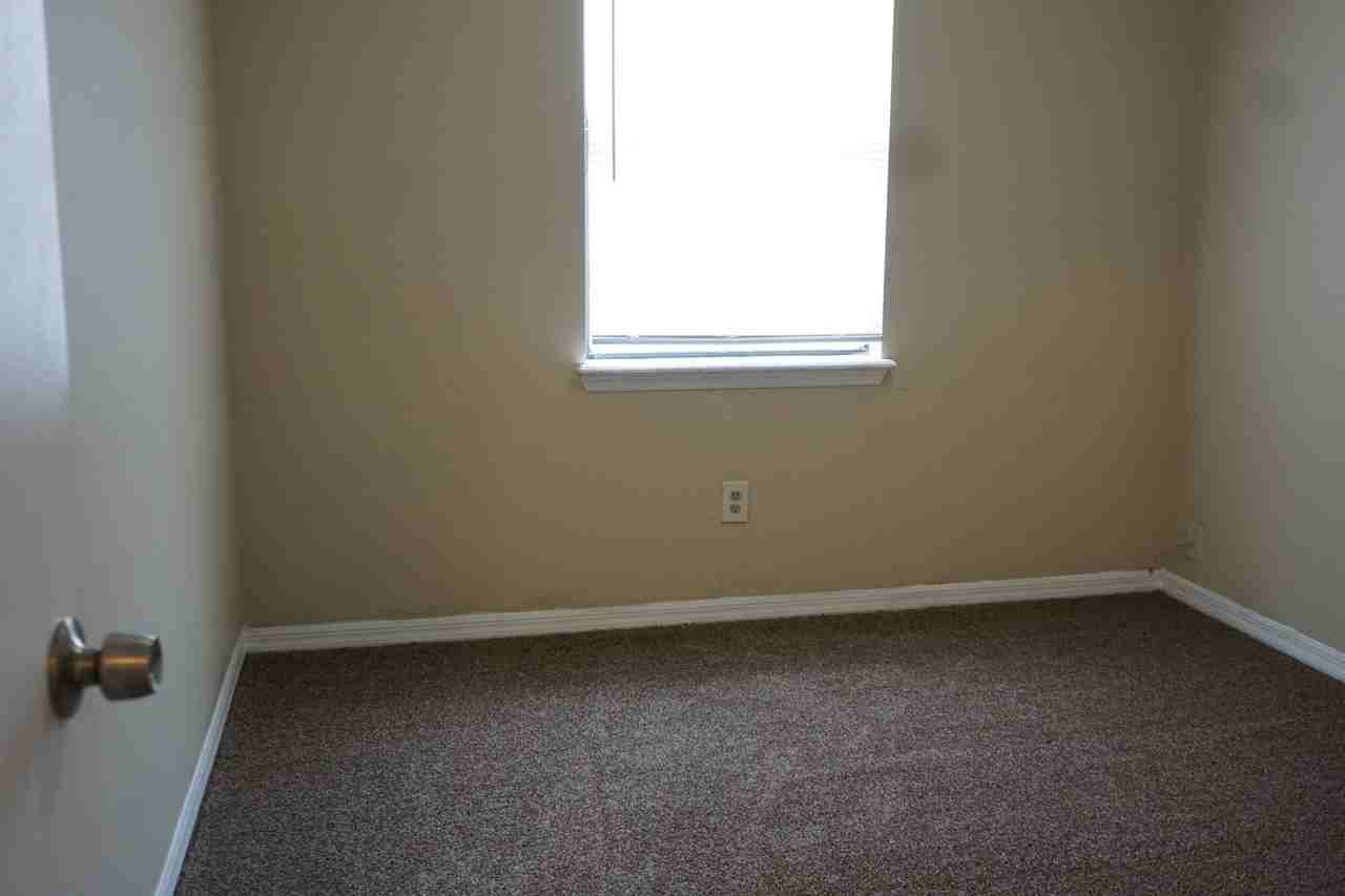 5661 Bryner Dr - Photo 6 of 16