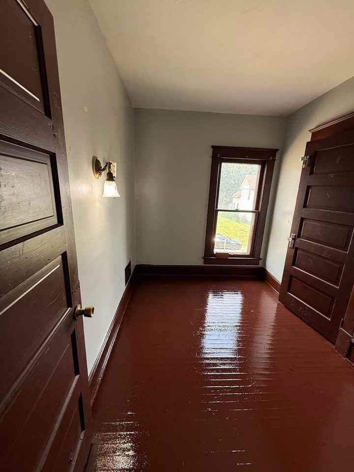 83 N 10th St - Photo 3 of 9