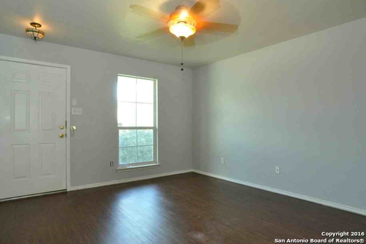 10526 Marigold Bay - Photo 3 of 13