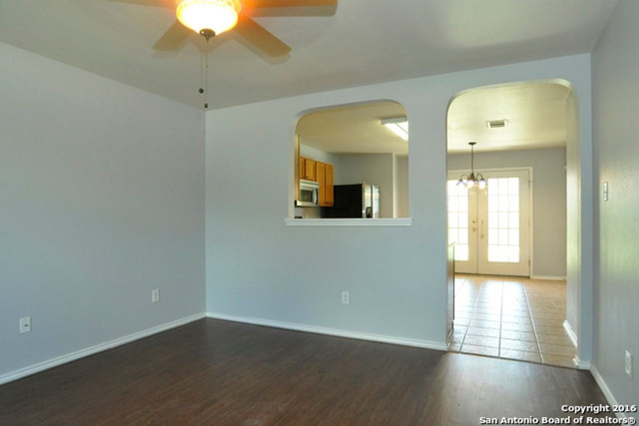10526 Marigold Bay - Photo 4 of 13