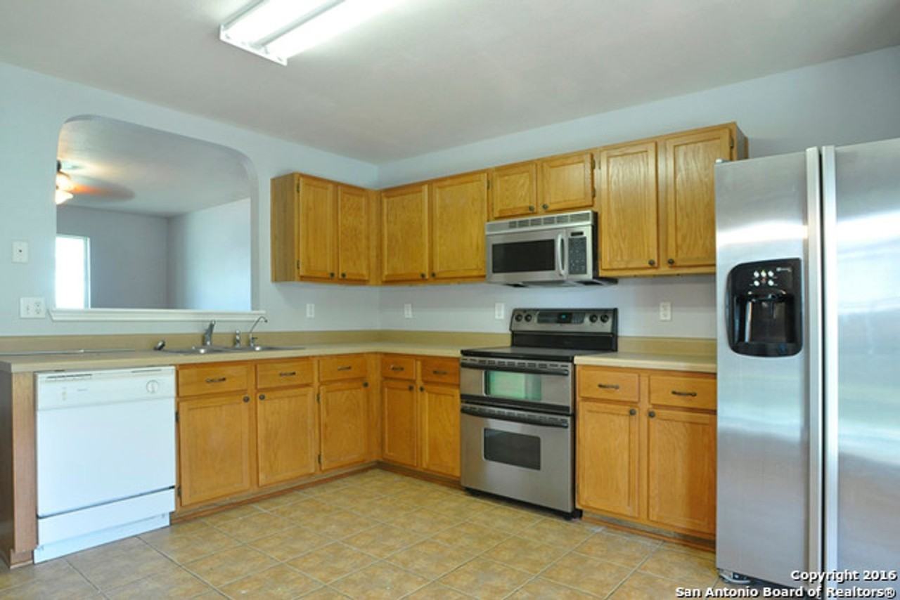 10526 Marigold Bay - Photo 6 of 13