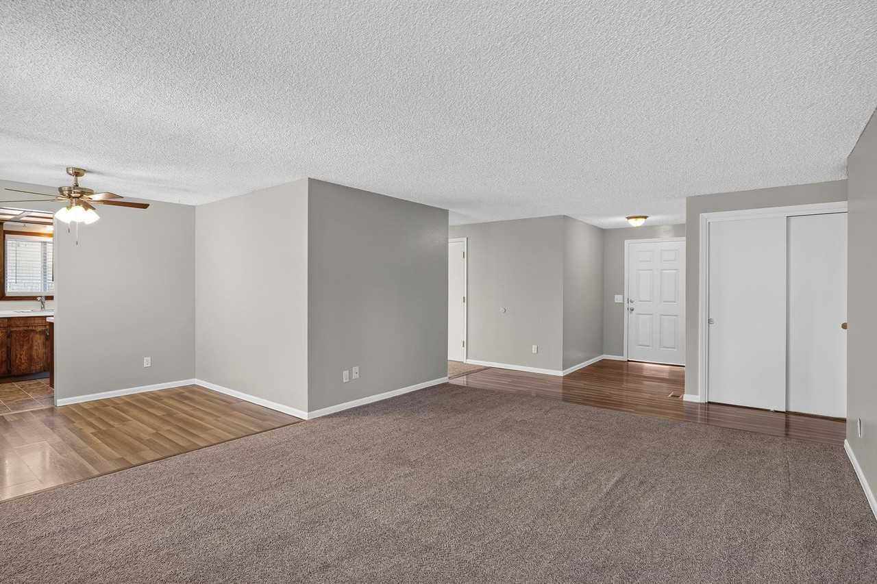 785 Sw Bella Vista Pl - Photo 5 of 21