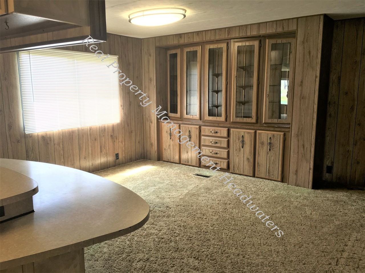 299 Cottonwood Rd - Photo 7 of 19