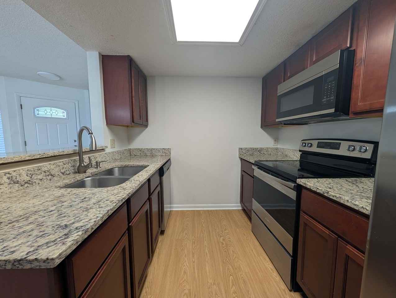 5614 Colony Pine Cir N - Photo 5 of 13