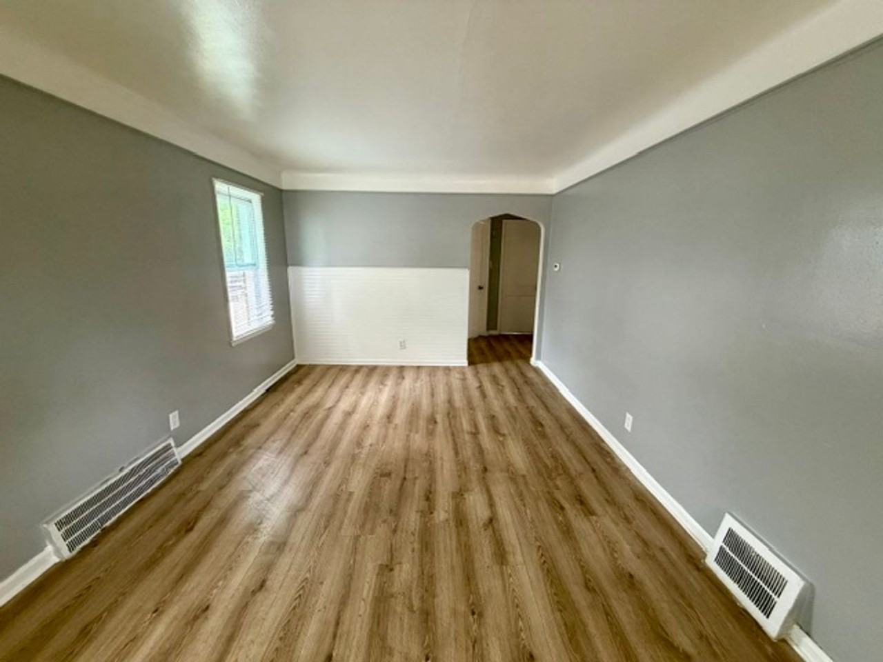 11491 Balfour Rd - Photo 5 of 16