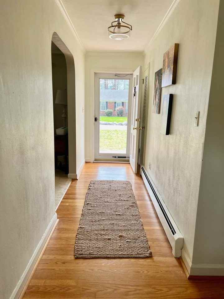 4652 Paul Revere Rd - Photo 4 of 44