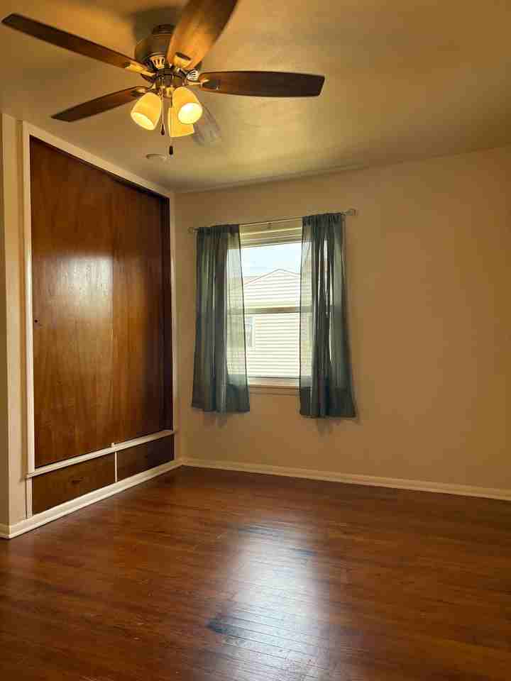 Spacious 3 Bedroom Townhome Available Now – Great Location! - Photo 5 of 20