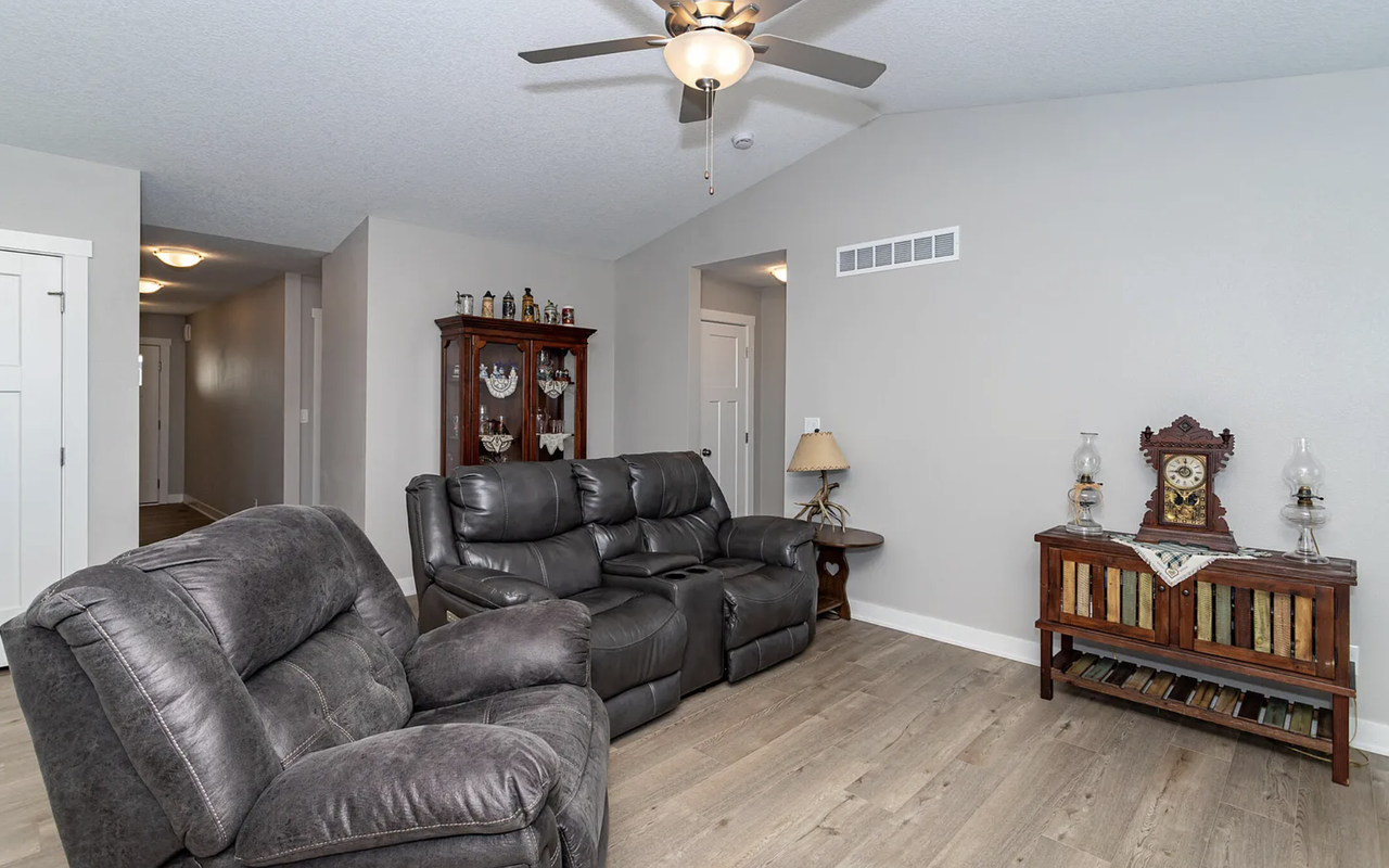 508 Wicker Dr #1 - Photo 5 of 26