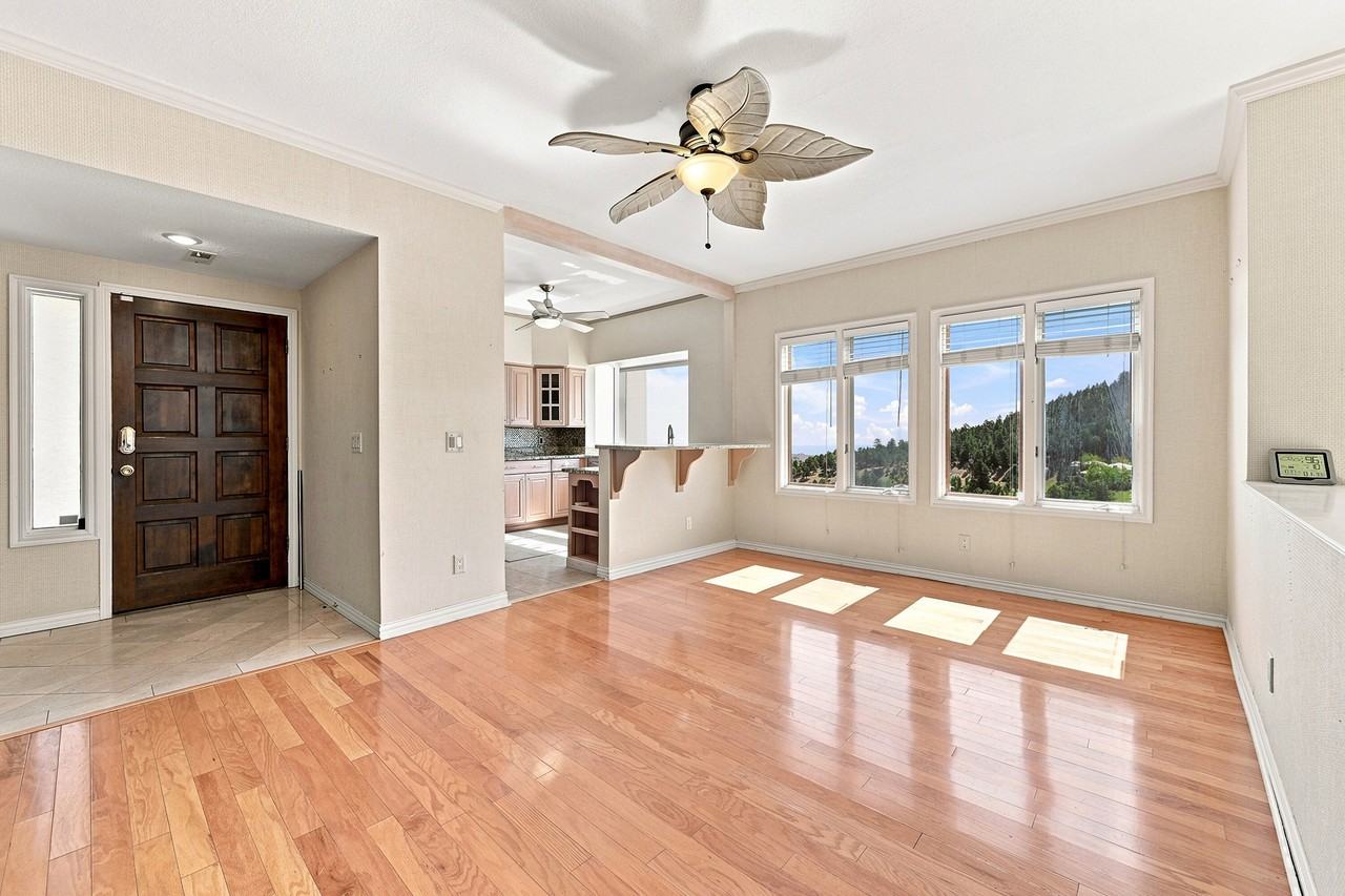 680 Ridgeside Dr #1 - Photo 6 of 41