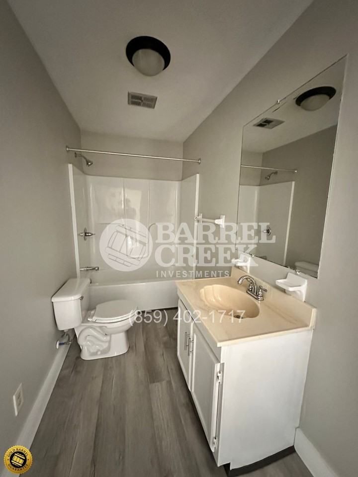 522 Denmark Dr - Photo 6 of 13