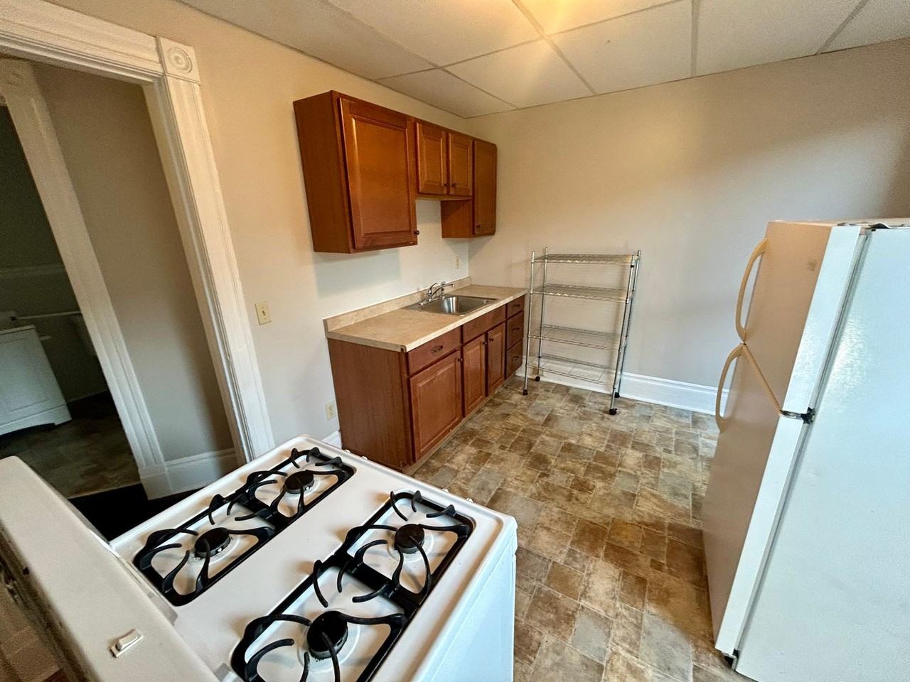 711 Myrtle St - Photo 2 of 11
