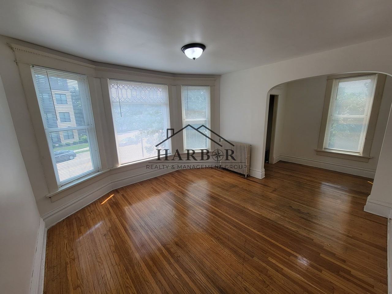 711 1st Dr Nw #B - Photo 5 of 8