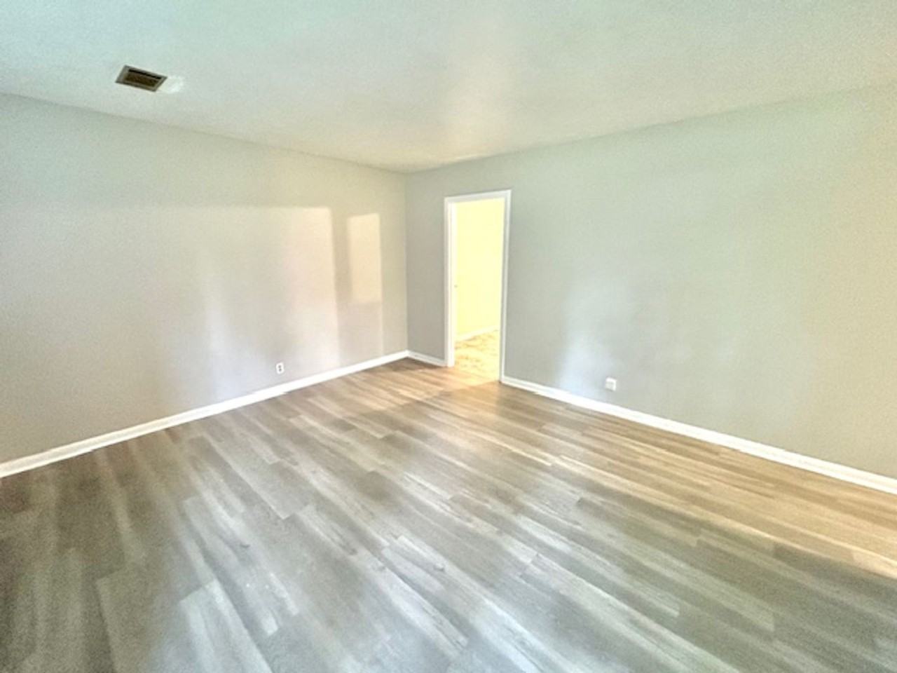 3305 E Tucker Dr Nw - Photo 3 of 20