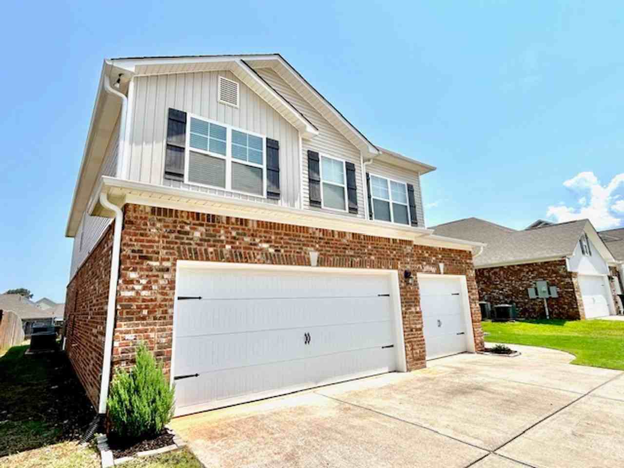 115 Hutchinson Rd - Photo 3 of 50