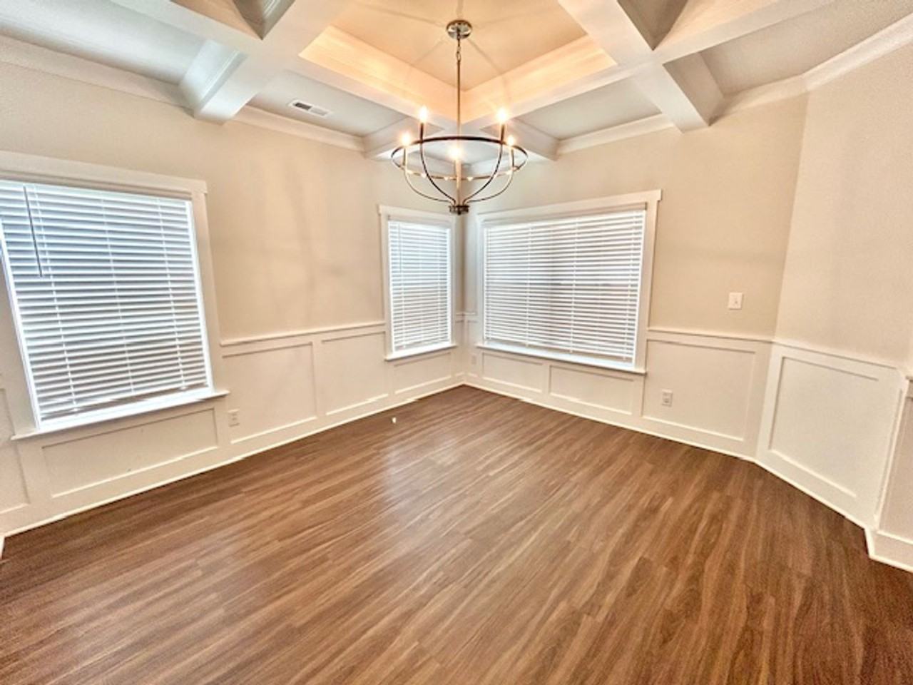115 Hutchinson Rd - Photo 6 of 50