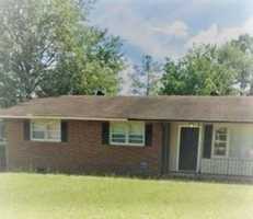 featured image of 2614 Glenn Hills Dr