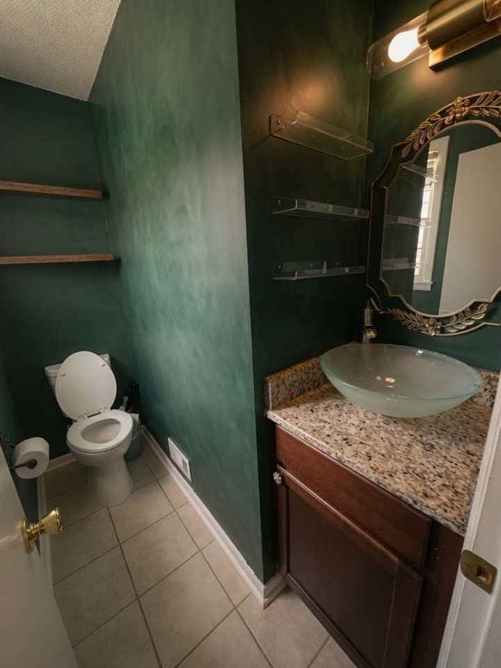 8 Ann Ct - Photo 4 of 13