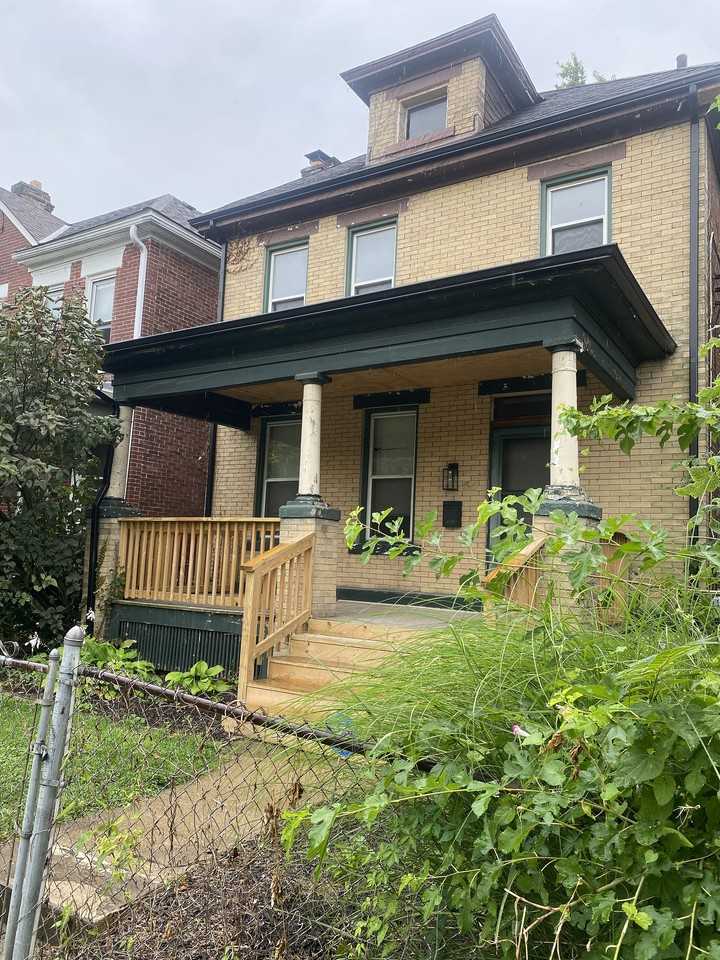 53 Euclid Ave #1
