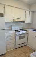 featured image of 412 E 3rd St