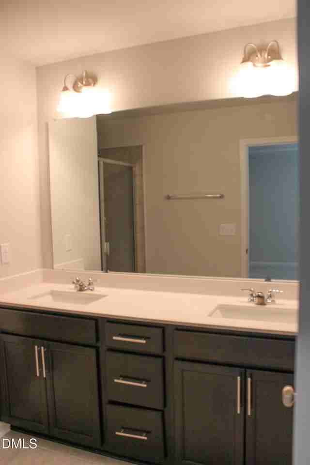 5118 Anamosa St - Photo 4 of 25
