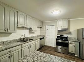 featured image of 1505 Rambling Rd
